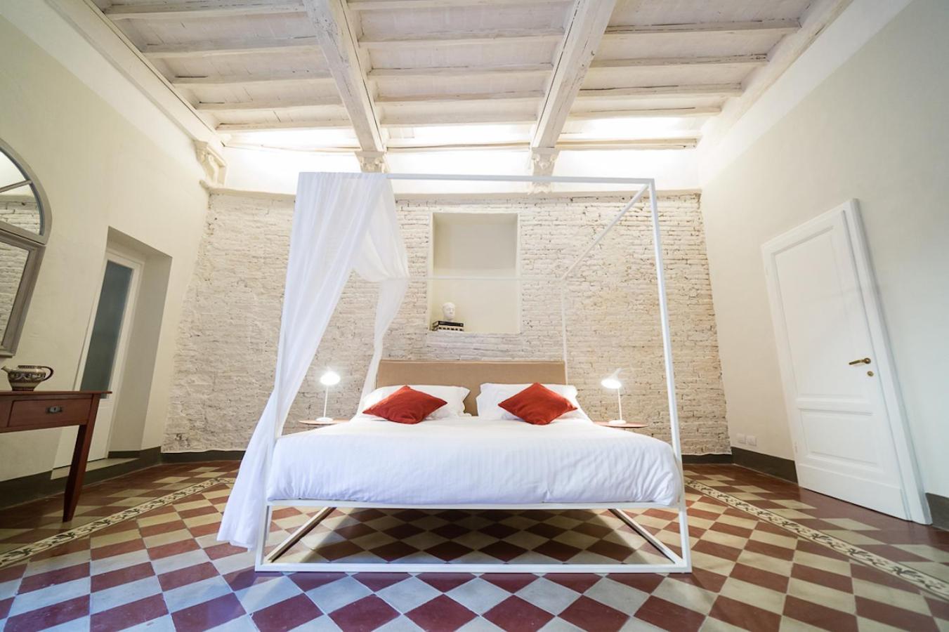 Bed and Breakfast Casatorre Dei Leoni Dimora Storica Сиена Номер фото
