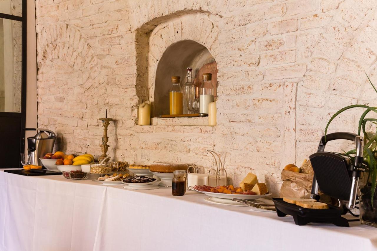 Bed and Breakfast Casatorre Dei Leoni Dimora Storica Сиена Экстерьер фото